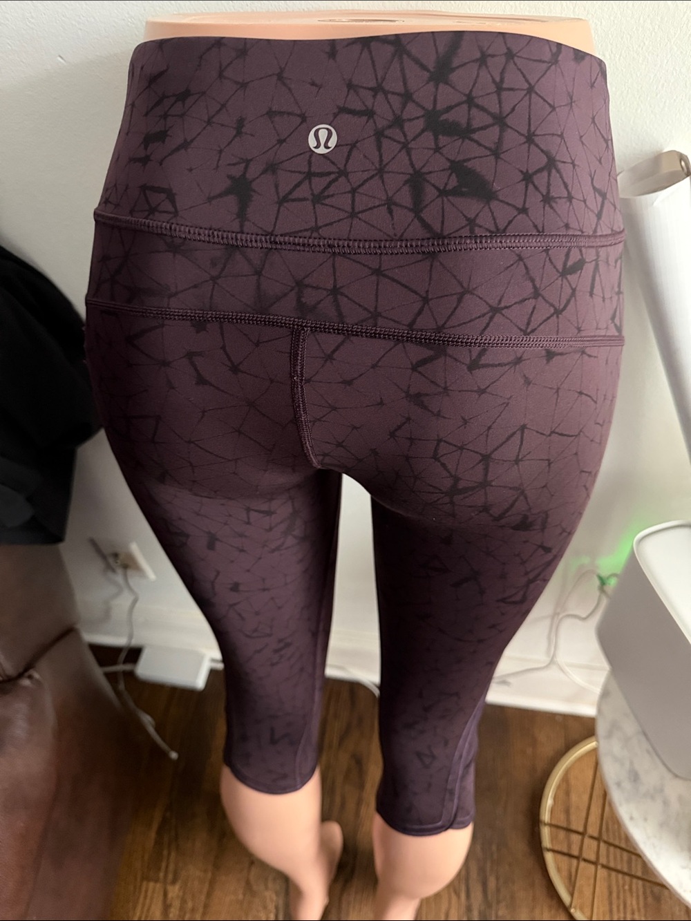 lululemon athletica Dark Plum Patterned Cropped Leggings - Picture 5 of 5